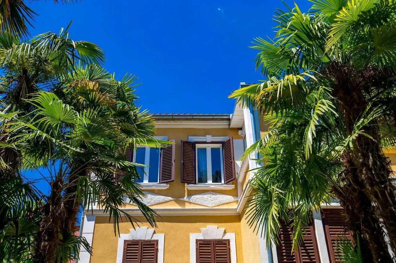 Ola II Opatija Luxury Apartments