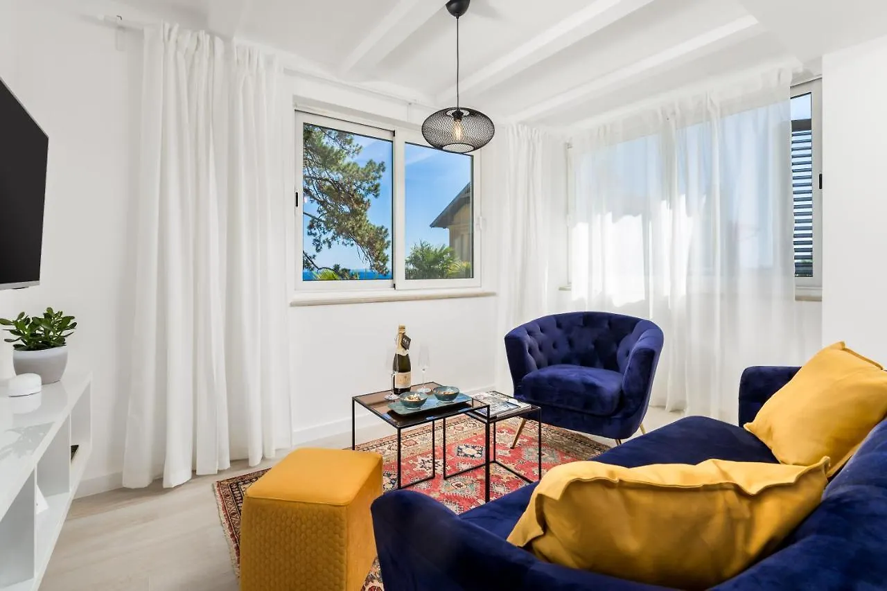 Ola II Opatija Luxury Apartments