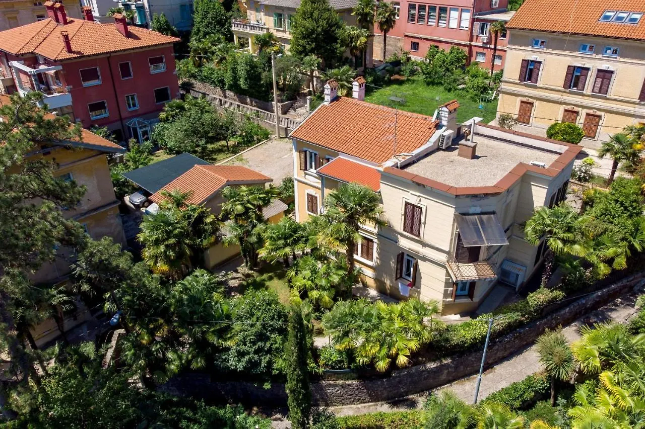 Ola II Opatija Luxury Apartments