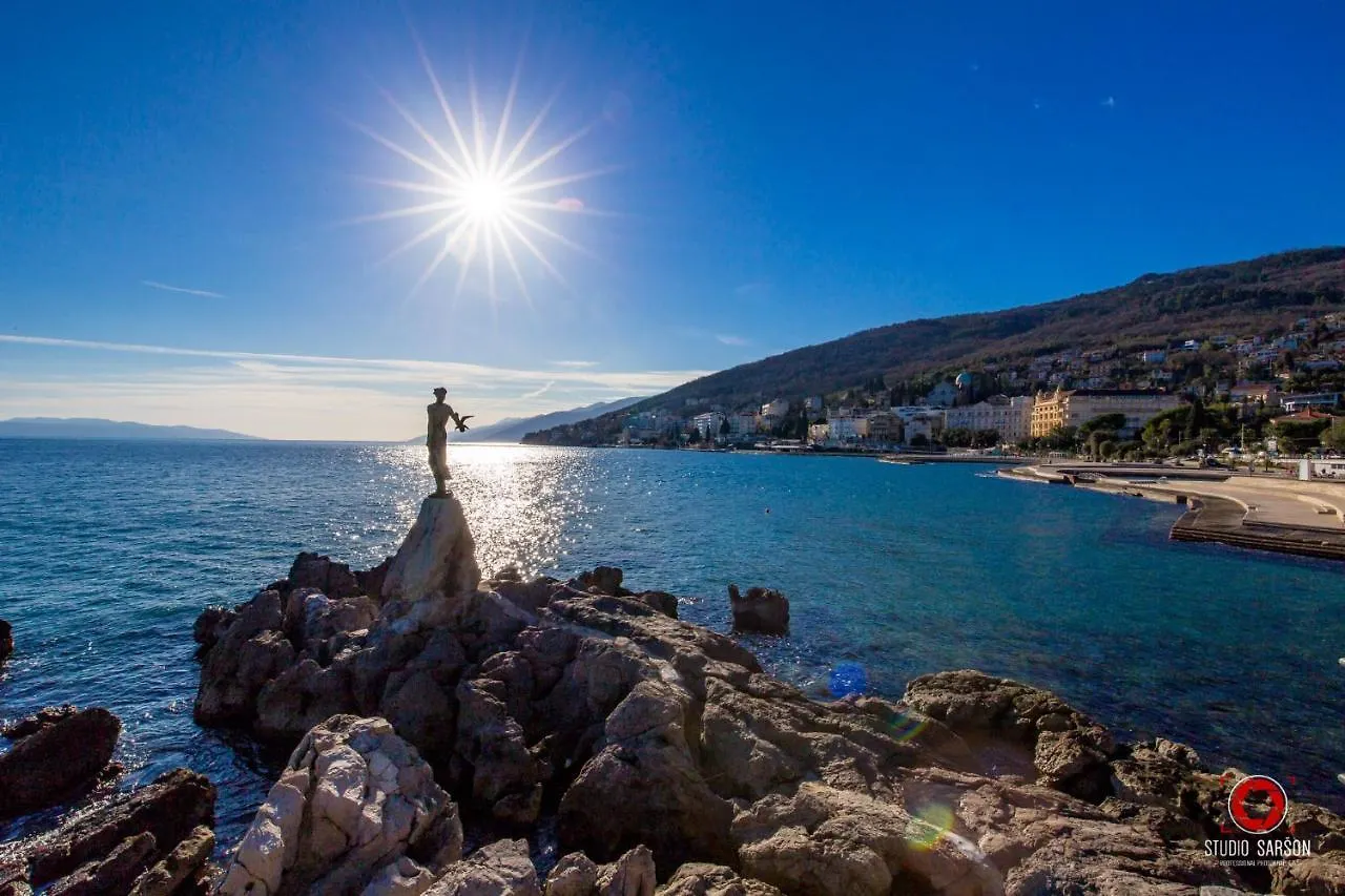 Ola II Opatija Luxury Apartments